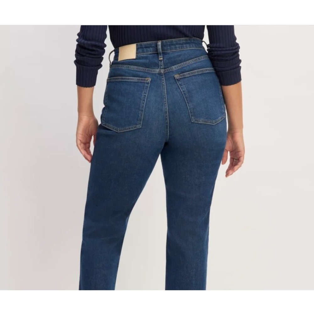 Everlane The Curvy Cheeky Hourglass Jean Organic Cotton Crop Dark Blue Wash 35